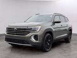 2025 Volkswagen Atlas 2.0T SE w/Technology Oshkosh WI