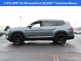 2025 Volkswagen Atlas 2.0T SE w/Technology Oshkosh WI