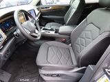 2025 Volkswagen Atlas 2.0T SE w/Technology Oshkosh WI