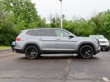 2025 Volkswagen Atlas 2.0T SE w/Technology Oshkosh WI
