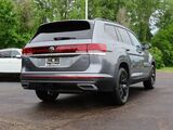 2025 Volkswagen Atlas 2.0T SE w/Technology Oshkosh WI
