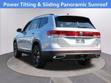 2025 Volkswagen Atlas 2.0T SE w/Technology Oshkosh WI
