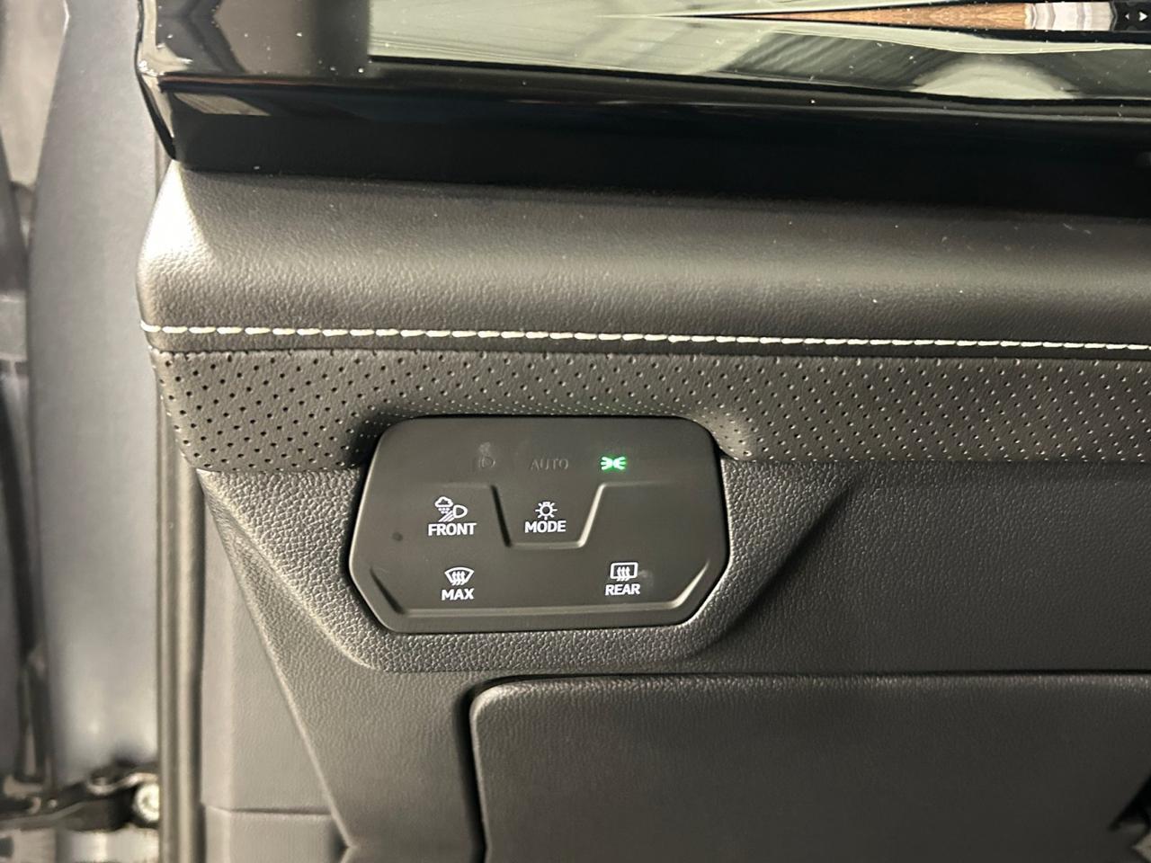 2025 Volkswagen Atlas 2.0T SE w/Technology New Braunfels TX