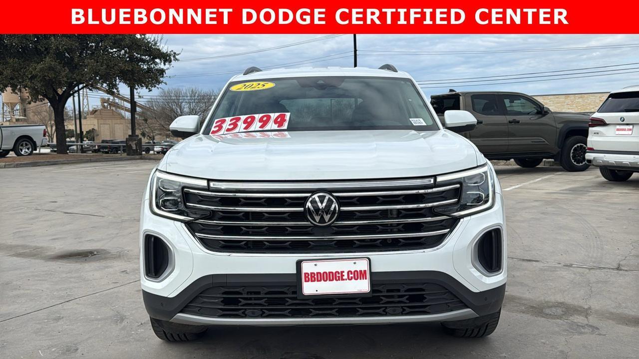2025 Volkswagen Atlas 2.0T SE w/Technology