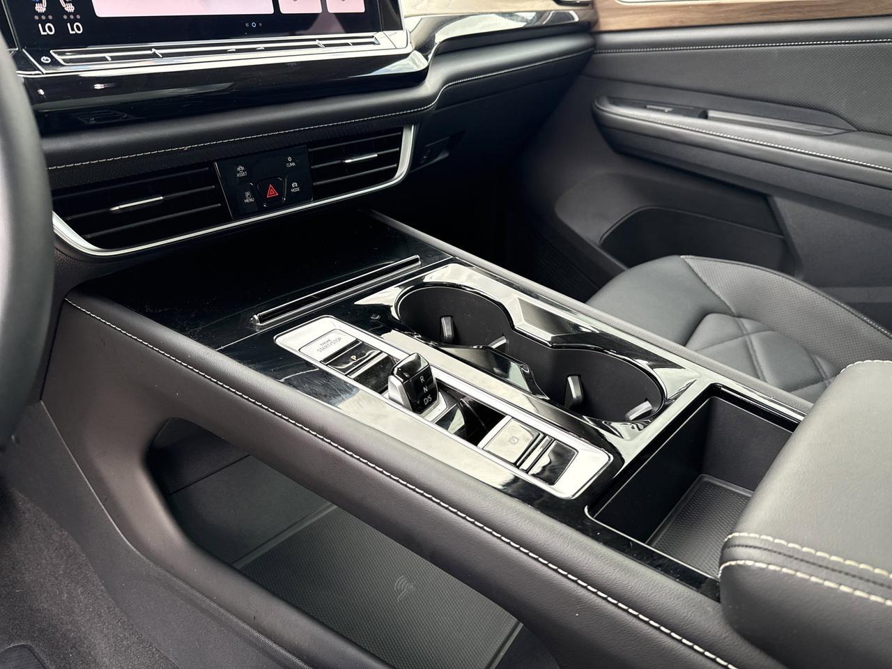 2025 Volkswagen Atlas 2.0T SE w/Technology San Antonio TX