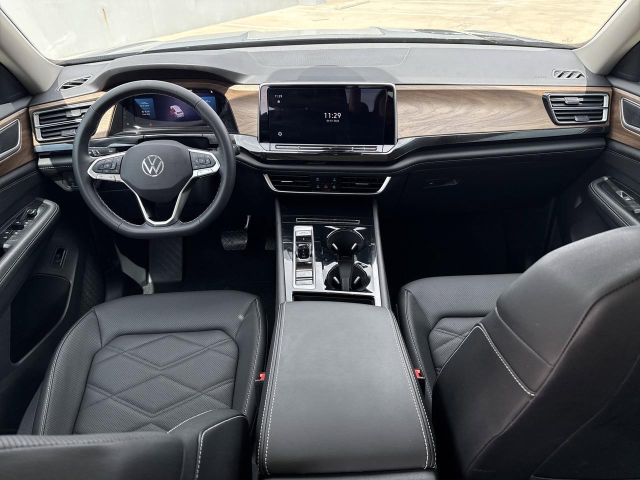 2025 Volkswagen Atlas 2.0T SE w/Technology San Antonio TX