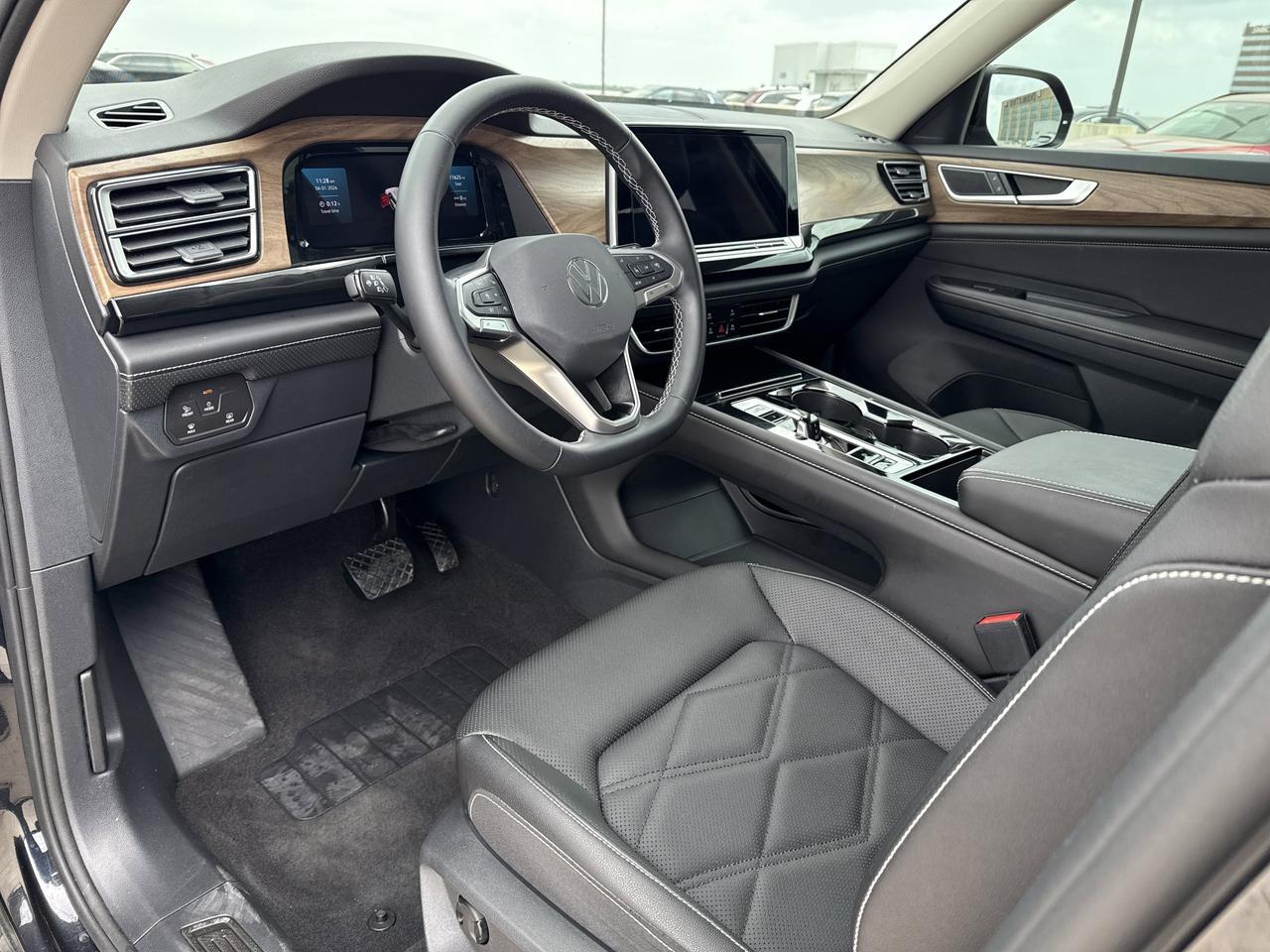 2025 Volkswagen Atlas 2.0T SE w/Technology San Antonio TX