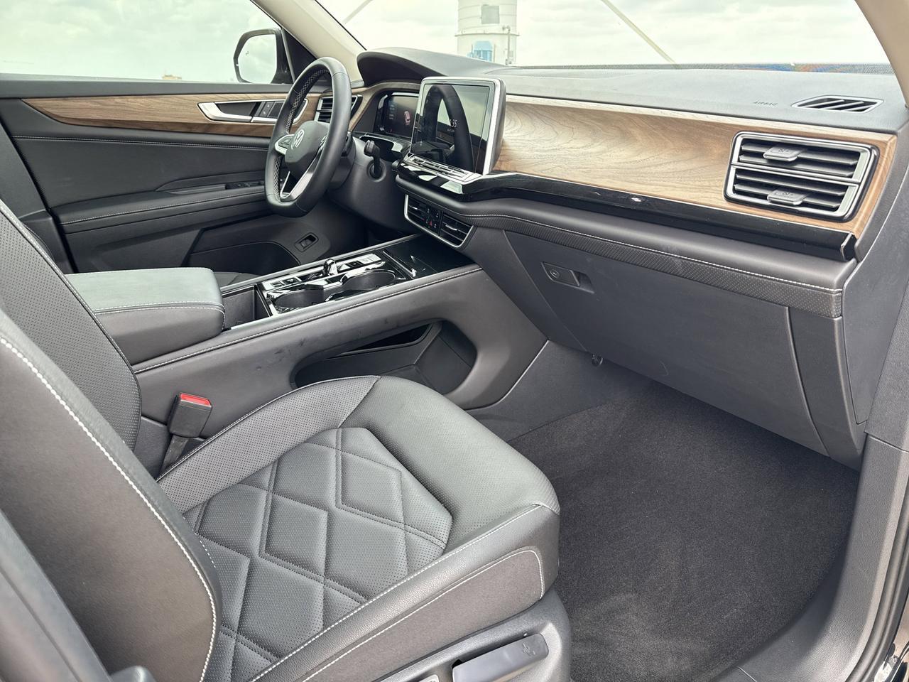 2025 Volkswagen Atlas 2.0T SE w/Technology San Antonio TX