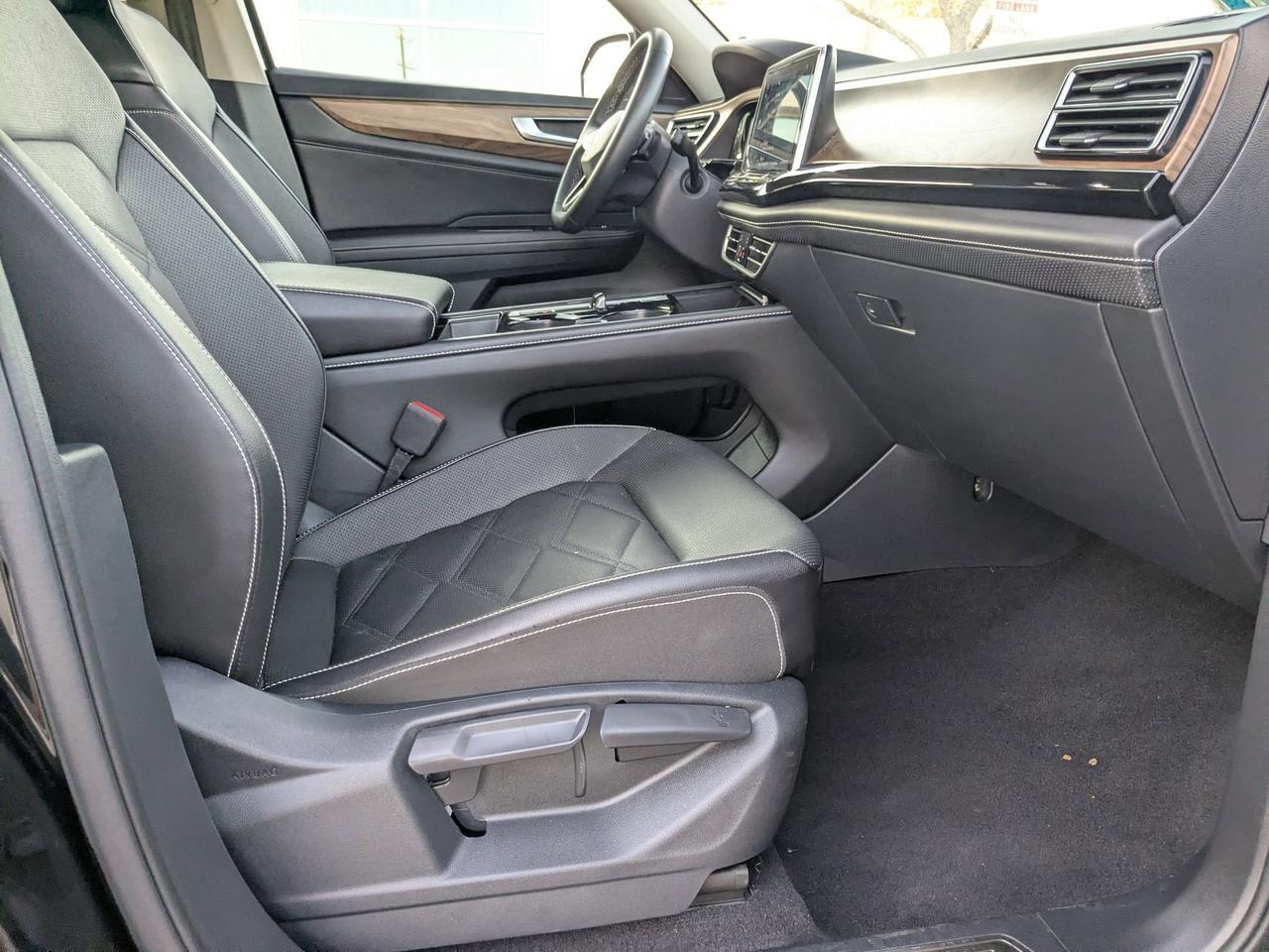 2025 Volkswagen Atlas 2.0T SE w/Technology San Antonio TX