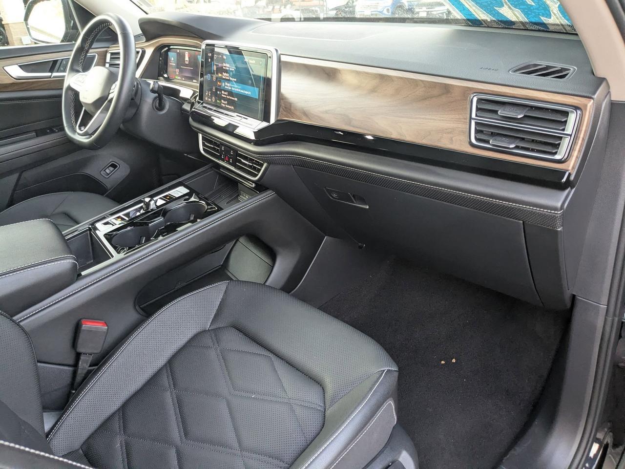 2025 Volkswagen Atlas 2.0T SE w/Technology San Antonio TX