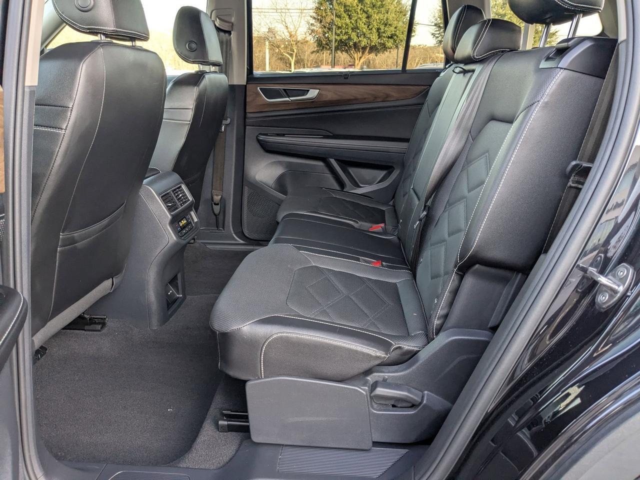 2025 Volkswagen Atlas 2.0T SE w/Technology San Antonio TX