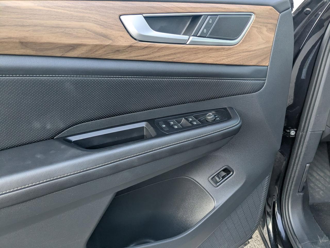 2025 Volkswagen Atlas 2.0T SE w/Technology San Antonio TX