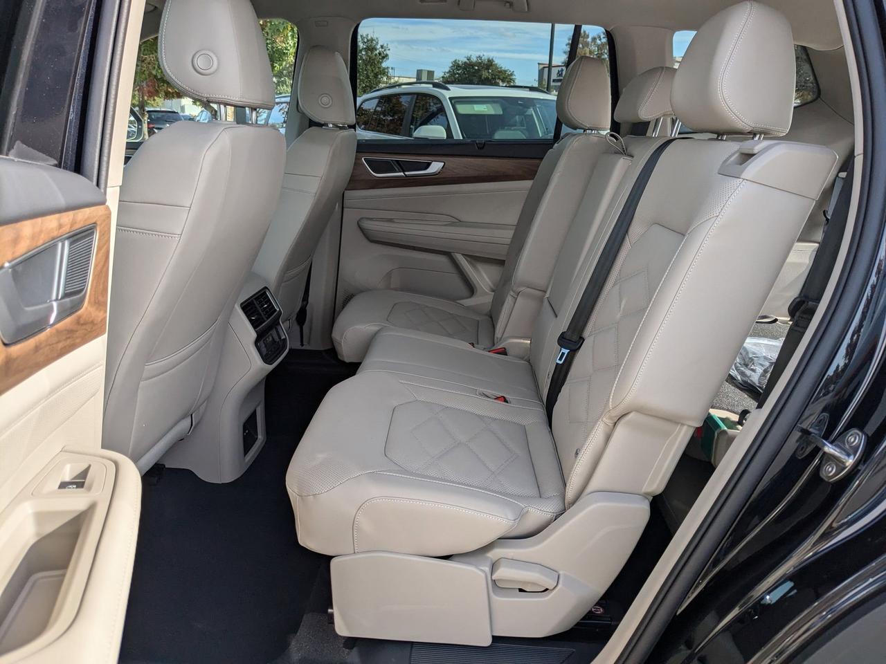 2025 Volkswagen Atlas 2.0T SE w/Technology San Antonio TX