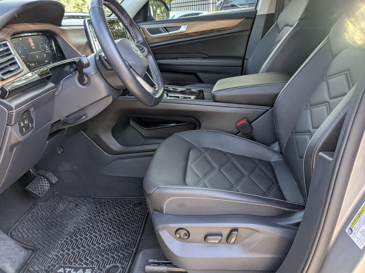 2025 Volkswagen Atlas 2.0T SE w/Technology San Antonio TX