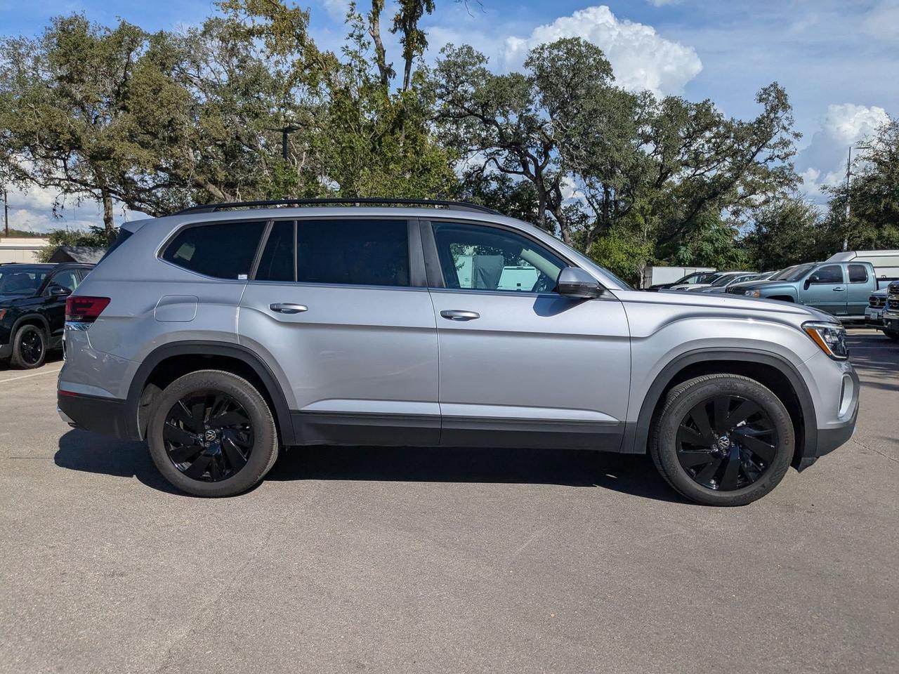 2025 Volkswagen Atlas 2.0T SE w/Technology San Antonio TX