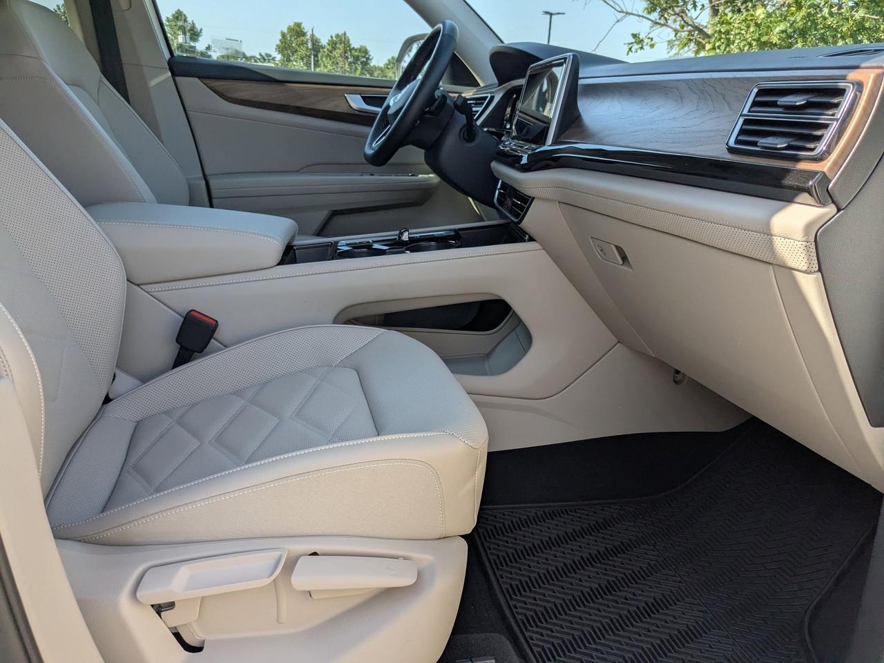 2025 Volkswagen Atlas 2.0T SE w/Technology San Antonio TX