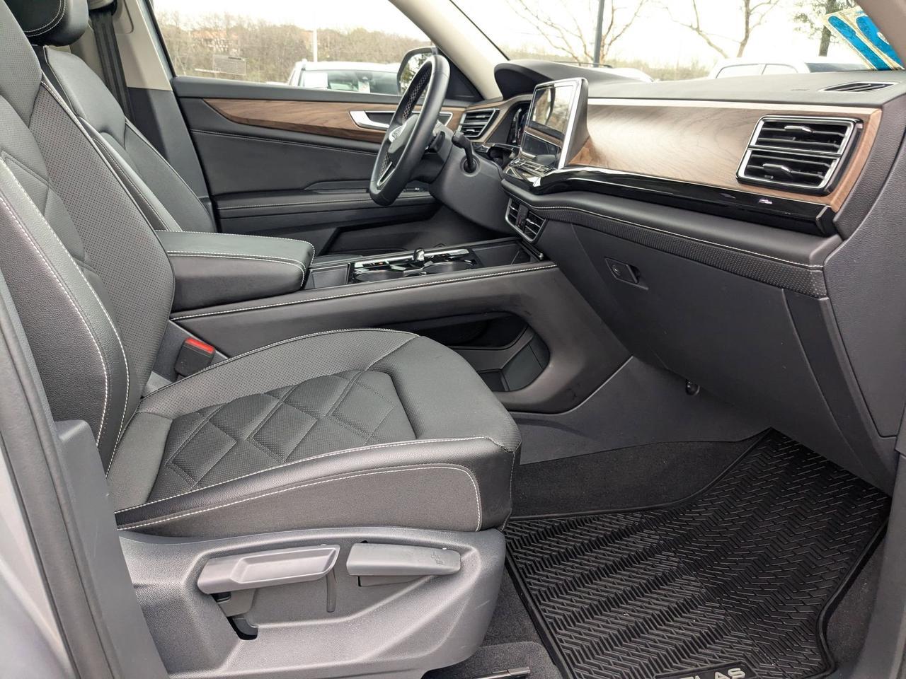 2025 Volkswagen Atlas 2.0T SE w/Technology San Antonio TX