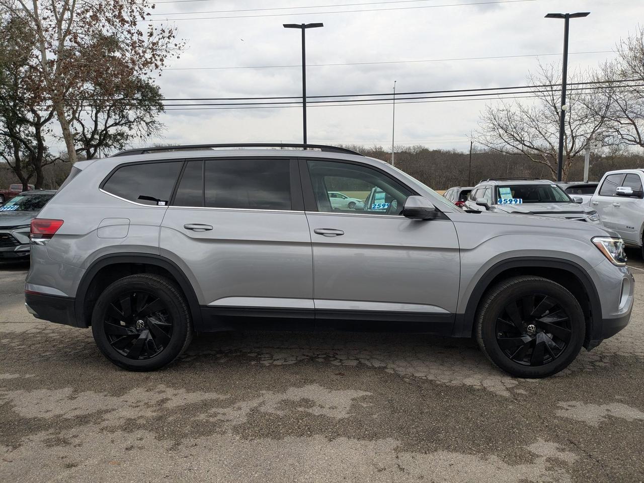 2025 Volkswagen Atlas 2.0T SE w/Technology San Antonio TX