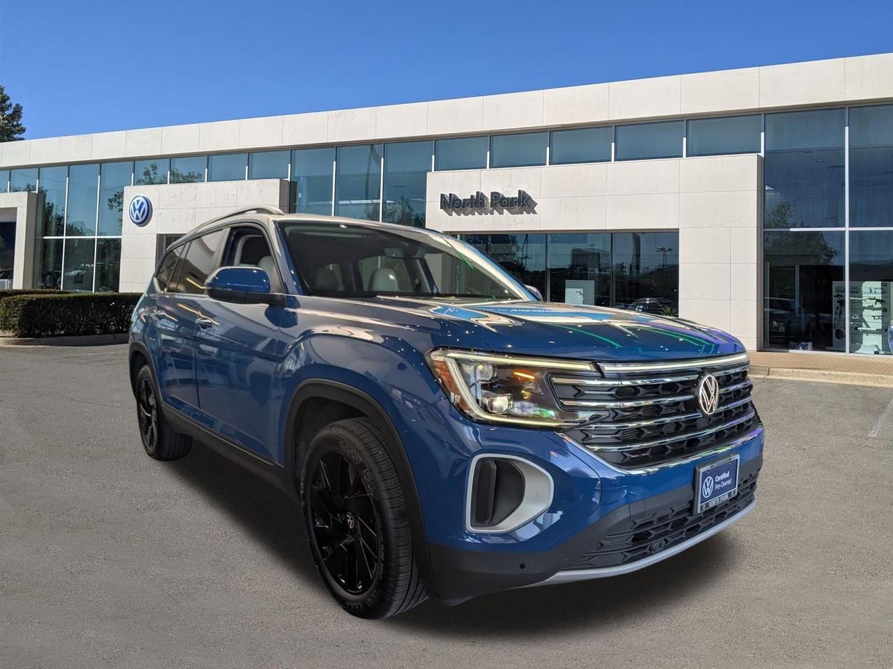 2025 Volkswagen Atlas 2.0T SE w/Technology