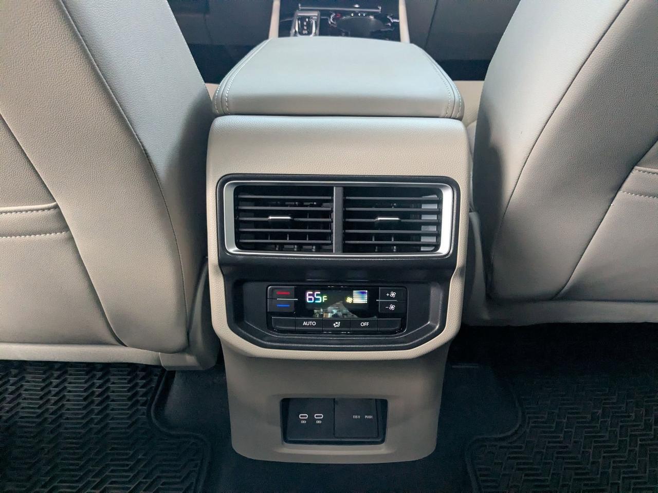 2025 Volkswagen Atlas 2.0T SE w/Technology San Antonio TX