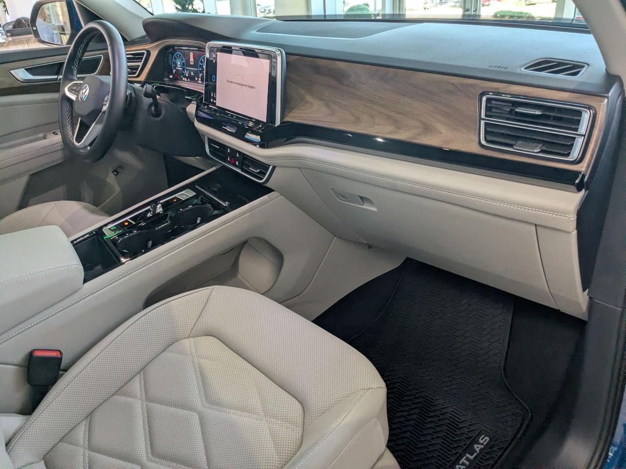 2025 Volkswagen Atlas 2.0T SE w/Technology San Antonio TX