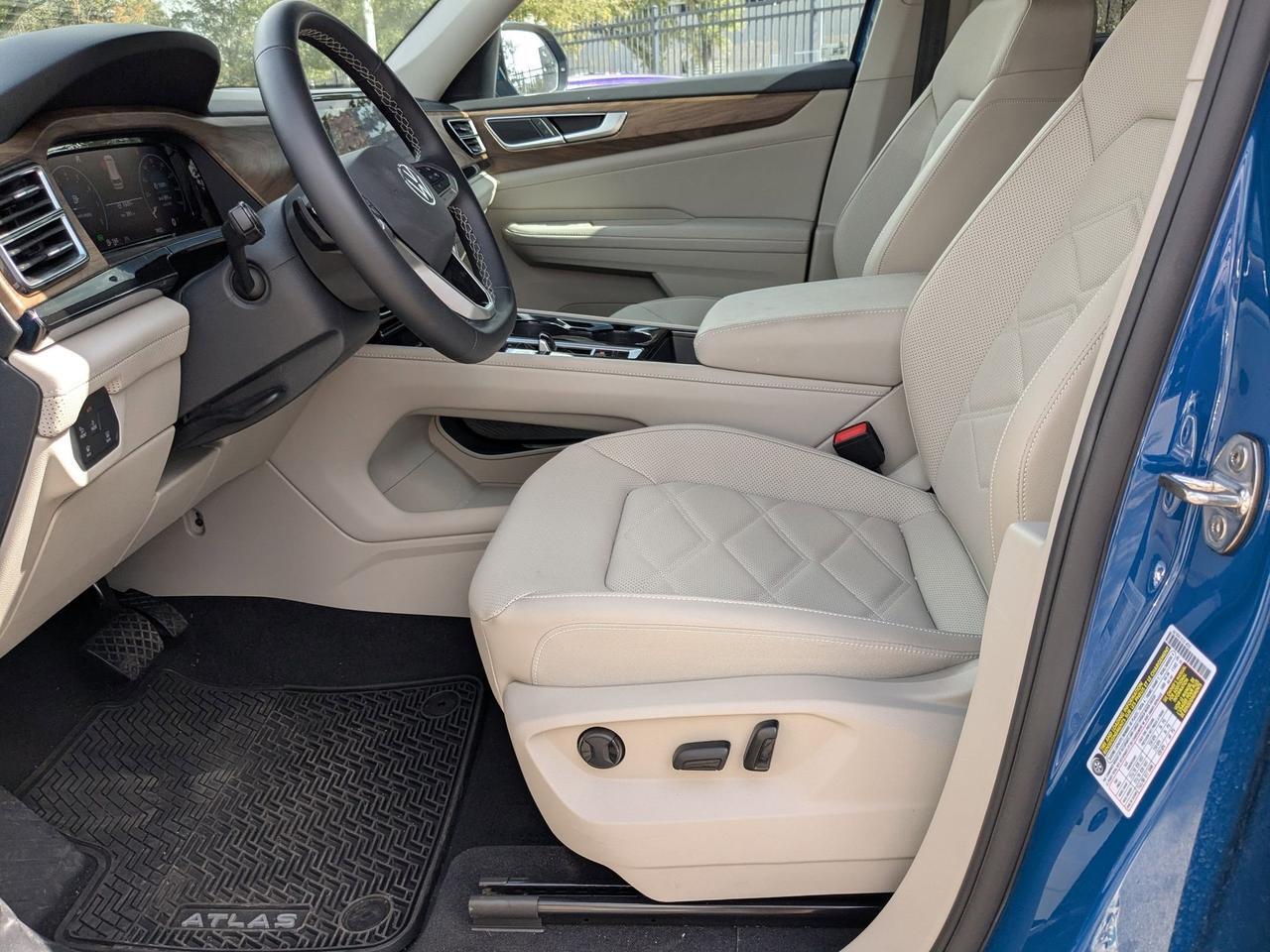 2025 Volkswagen Atlas 2.0T SE w/Technology San Antonio TX