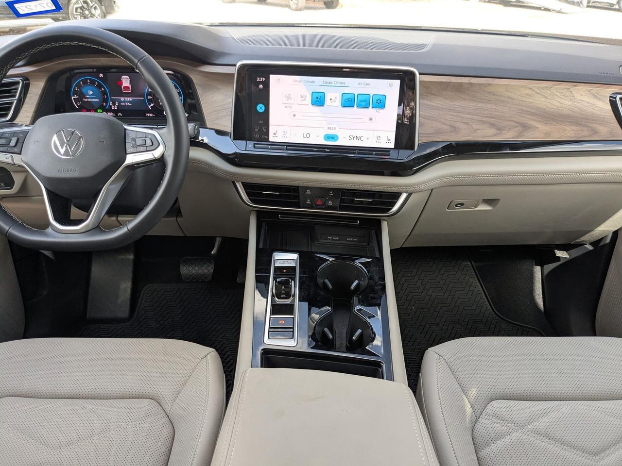 2025 Volkswagen Atlas 2.0T SE w/Technology San Antonio TX