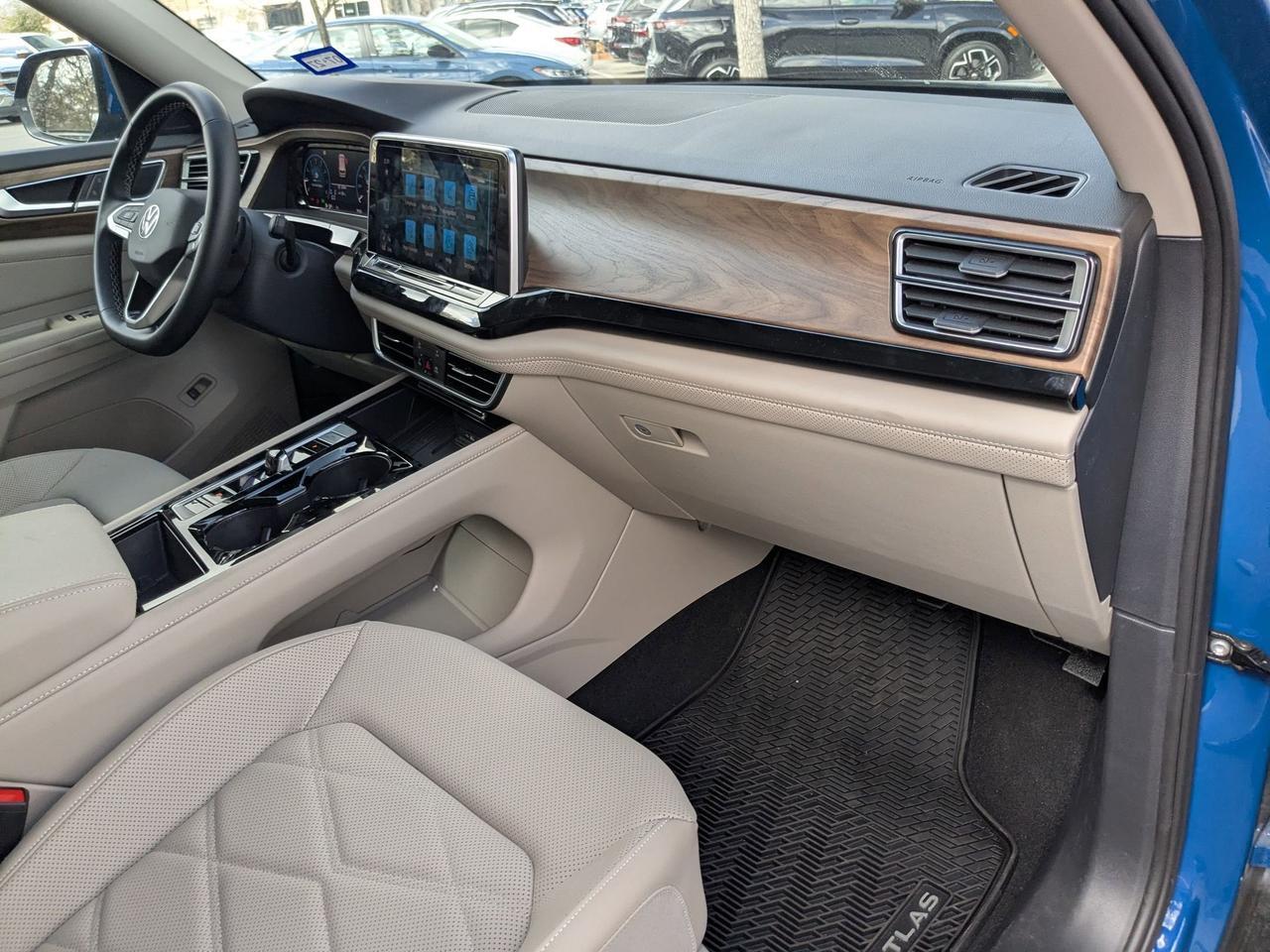 2025 Volkswagen Atlas 2.0T SE w/Technology San Antonio TX