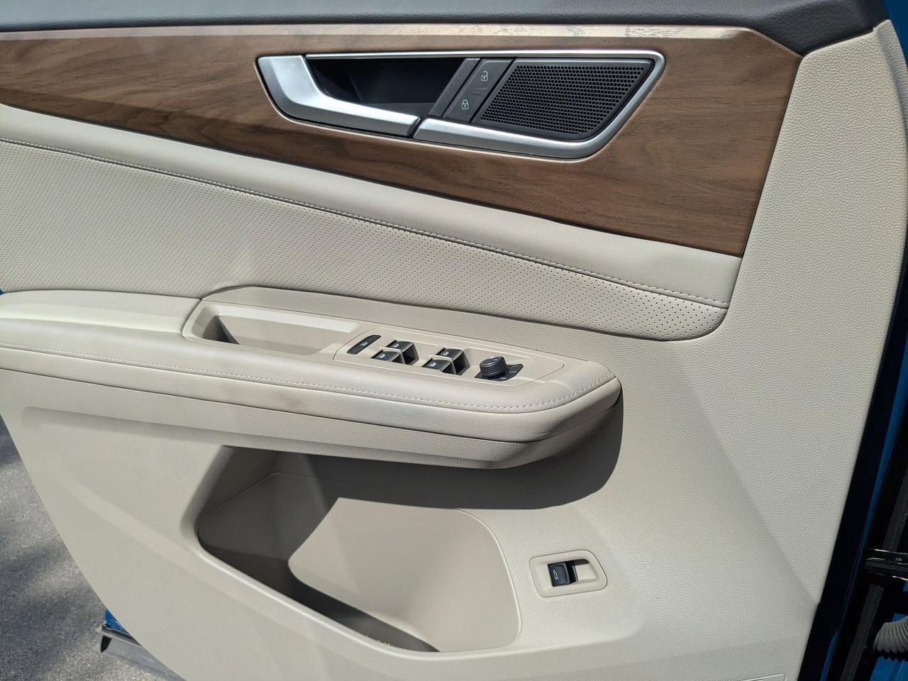 2025 Volkswagen Atlas 2.0T SE w/Technology San Antonio TX