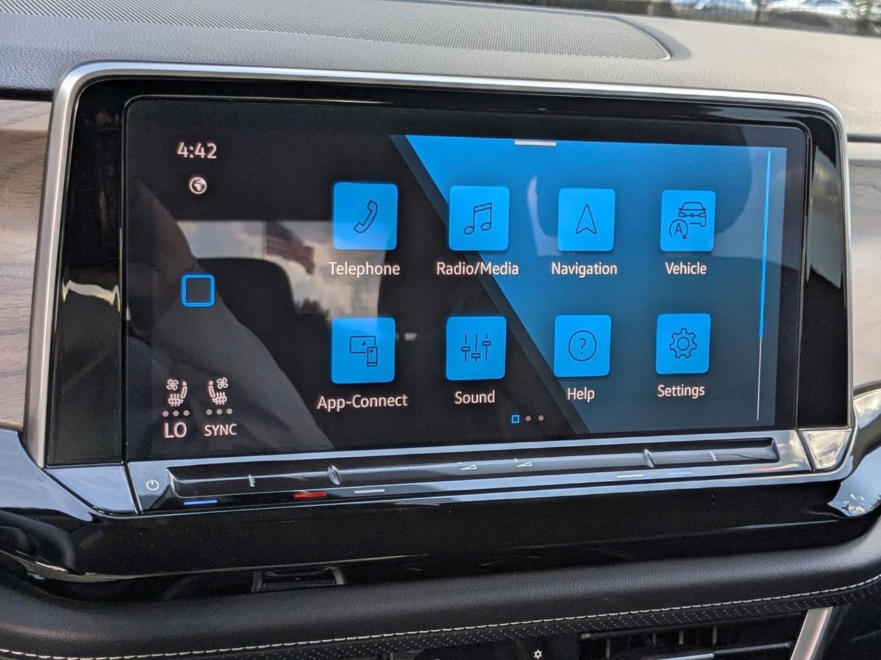 2025 Volkswagen Atlas 2.0T SE w/Technology San Antonio TX