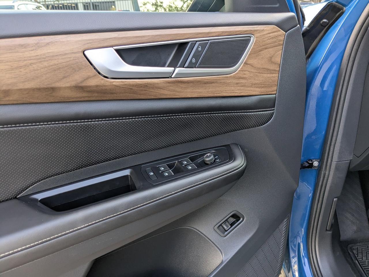 2025 Volkswagen Atlas 2.0T SE w/Technology San Antonio TX