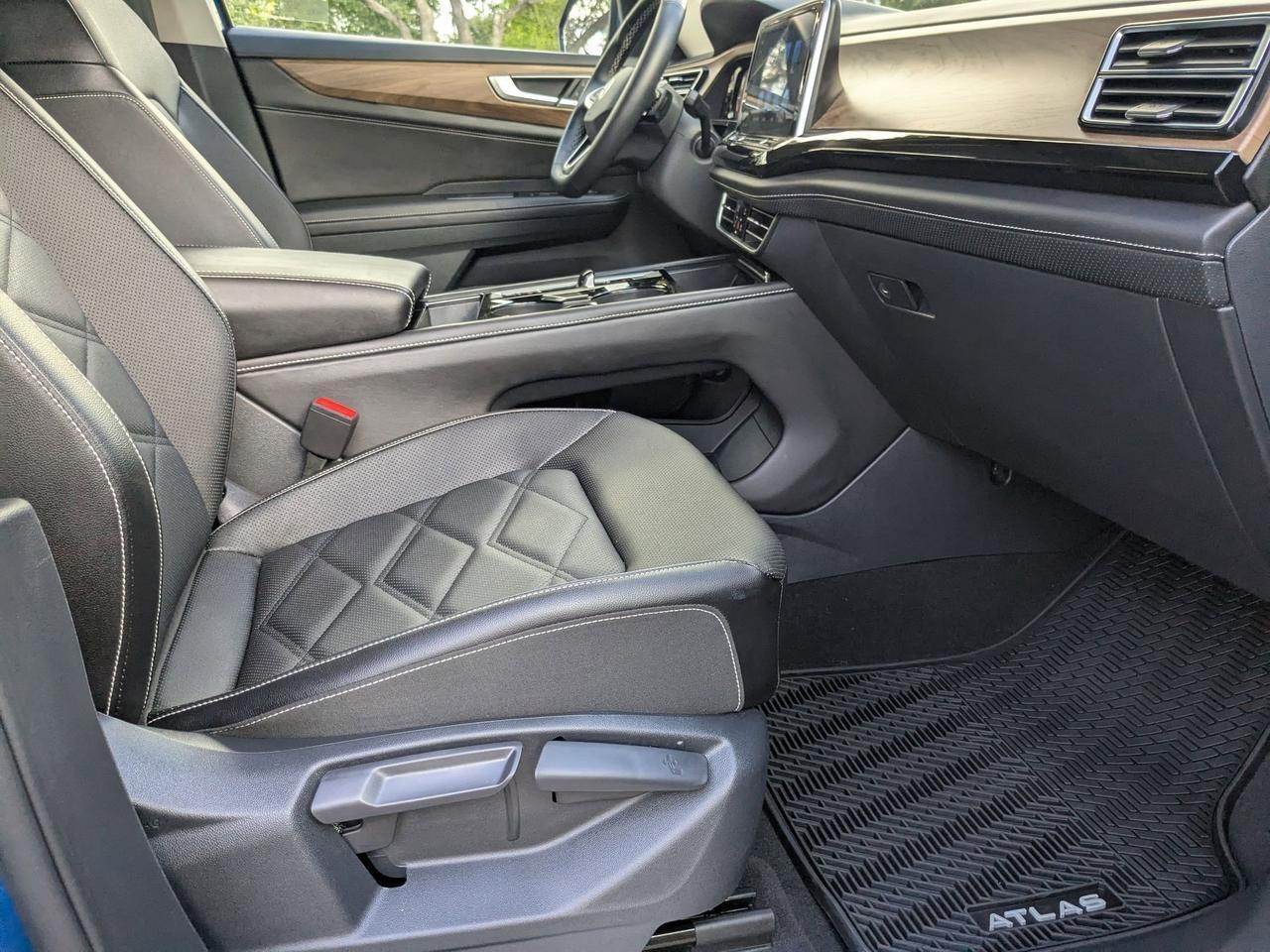 2025 Volkswagen Atlas 2.0T SE w/Technology San Antonio TX