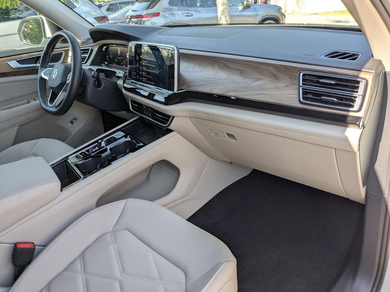 2025 Volkswagen Atlas 2.0T SE w/Technology San Antonio TX