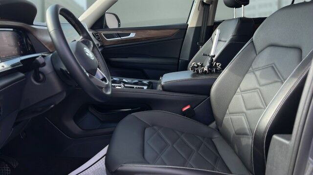 2025 Volkswagen Atlas 2.0T SE w/Technology San Juan TX