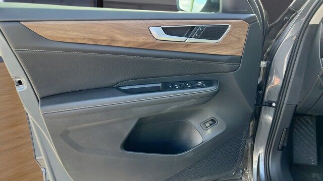 2025 Volkswagen Atlas 2.0T SE w/Technology San Juan TX