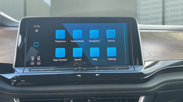 2025 Volkswagen Atlas 2.0T SE w/Technology San Juan TX