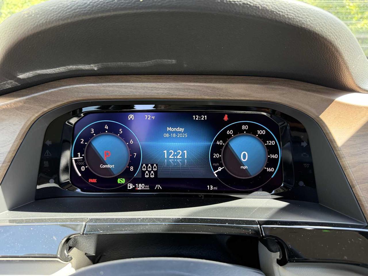 2025 Volkswagen Atlas 2.0T SE w/Technology Westborough MA
