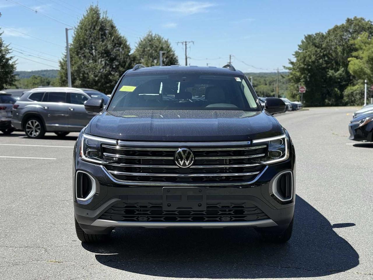 2025 Volkswagen Atlas 2.0T SE w/Technology Westborough MA