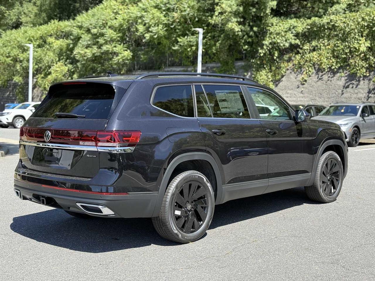 2025 Volkswagen Atlas 2.0T SE w/Technology Westborough MA