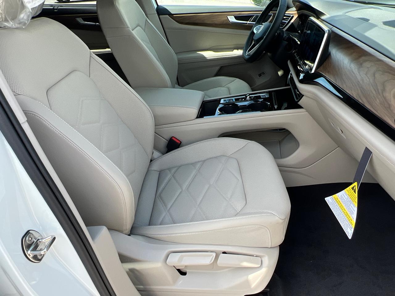 2025 Volkswagen Atlas 2.0T SE w/Technology Hagerstown MD