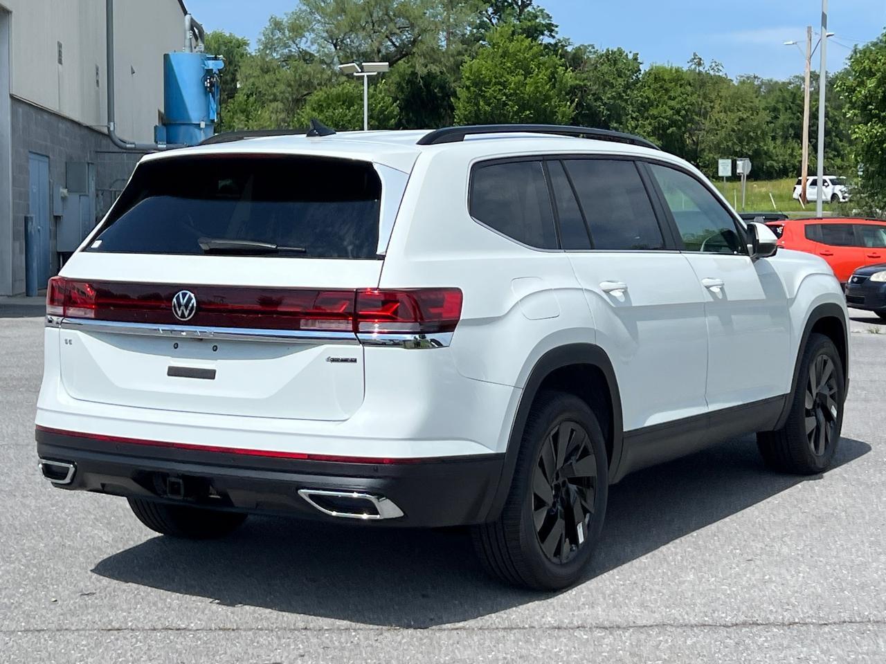 2025 Volkswagen Atlas 2.0T SE w/Technology Hagerstown MD