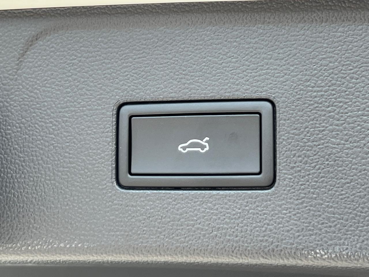 2025 Volkswagen Atlas 2.0T SE w/Technology Hagerstown MD