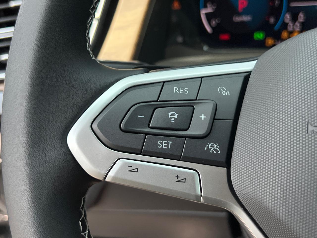 2025 Volkswagen Atlas 2.0T SE w/Technology Hagerstown MD