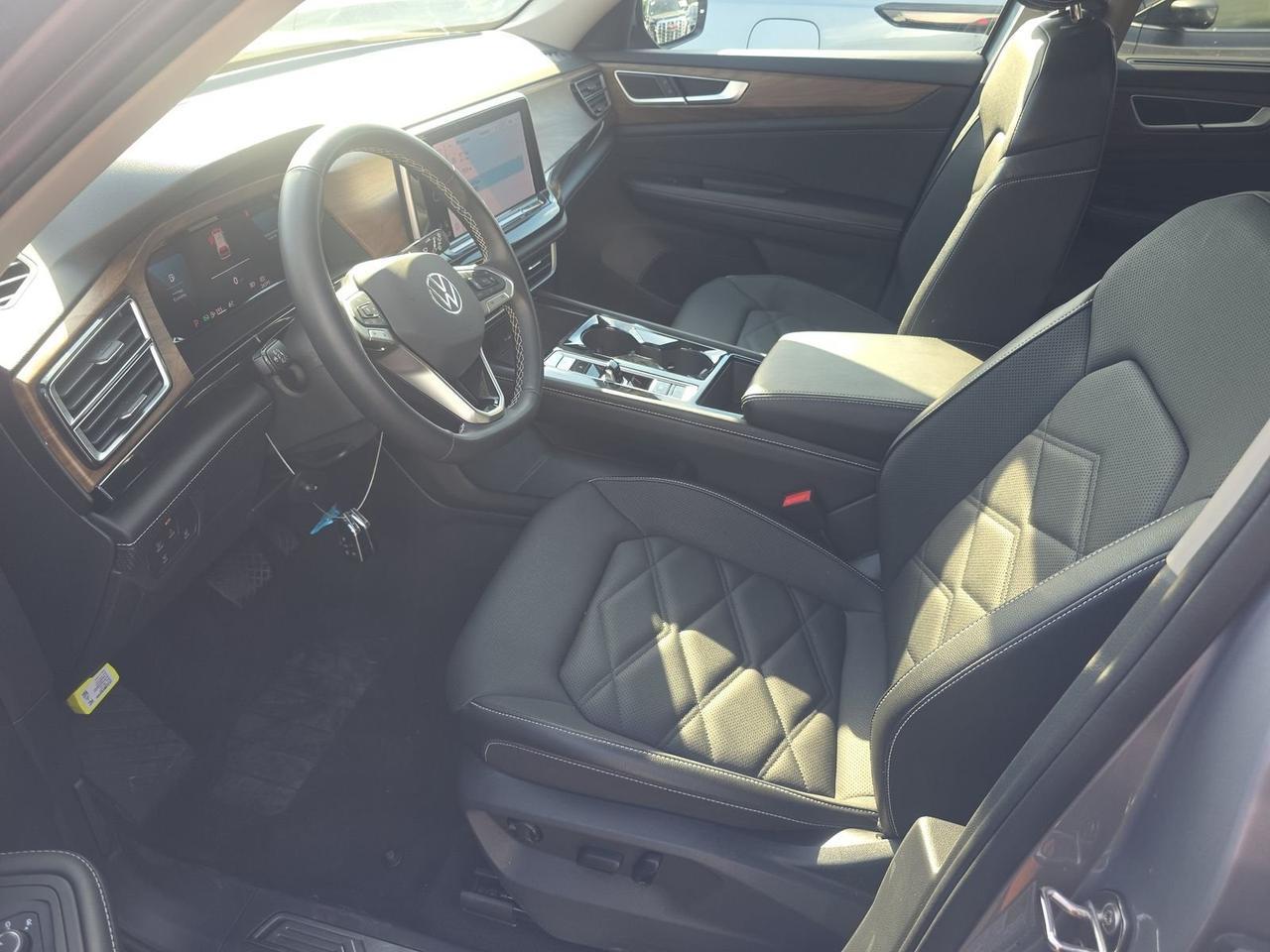 2025 Volkswagen Atlas 2.0T SE w/Technology Stafford VA