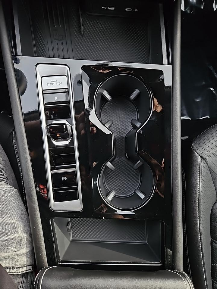 2025 Volkswagen Atlas 2.0T SE w/Technology Waldorf MD