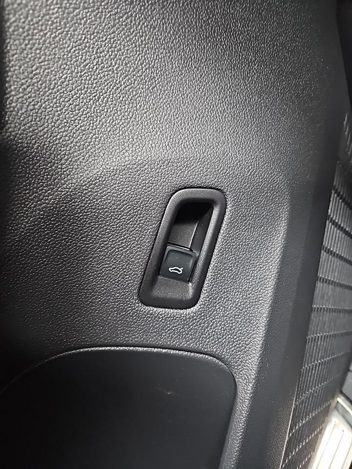 2025 Volkswagen Atlas 2.0T SE w/Technology Waldorf MD