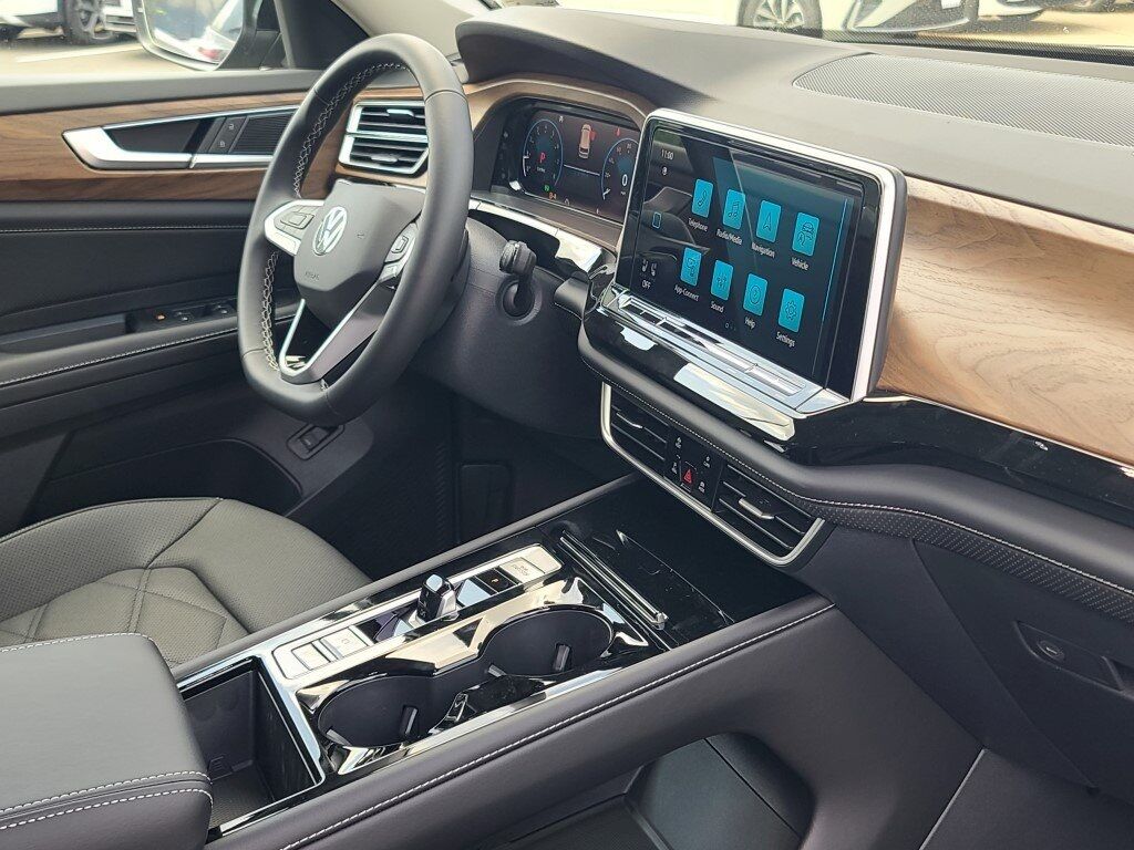 2025 Volkswagen Atlas 2.0T SE w/Technology Springfield VA