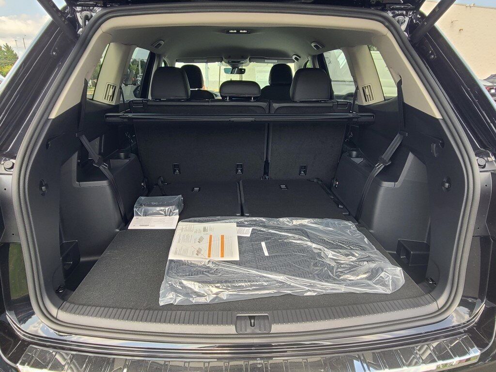 2025 Volkswagen Atlas 2.0T SE w/Technology Springfield VA