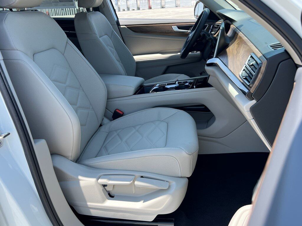 2025 Volkswagen Atlas 2.0T SE w/Technology Springfield VA