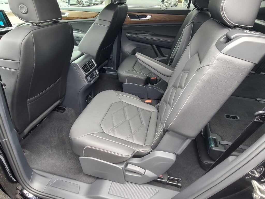 2025 Volkswagen Atlas 2.0T SE w/Technology Springfield VA